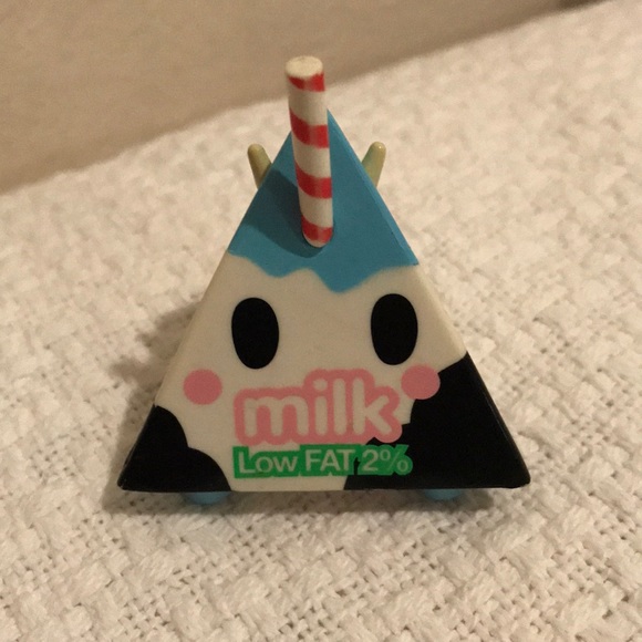 tokidoki Other - Tokidoki Moofia Milk Leche Figurine